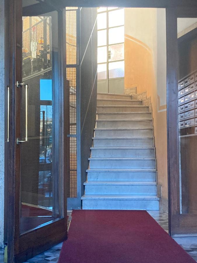 City House Viale Murillo Apartment Милано Екстериор снимка