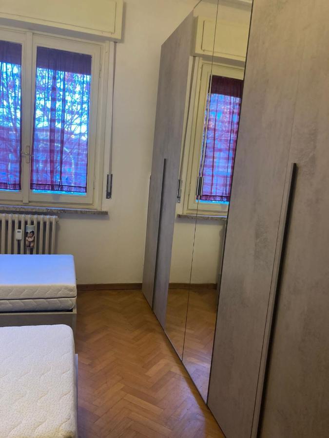 City House Viale Murillo Apartment Милано Екстериор снимка